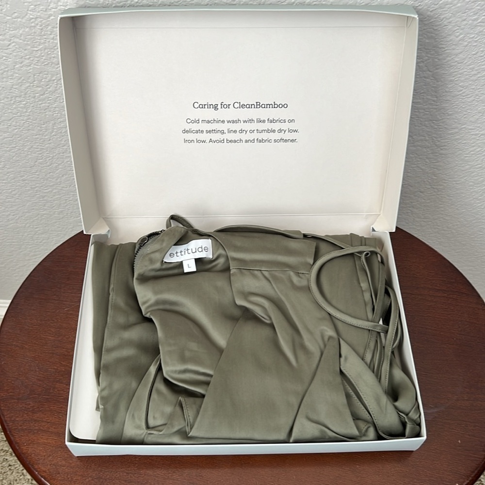 Ettitude Satin Jumpsuit Eco Bamboo Size L In Moss Green - Picture 6 of 9